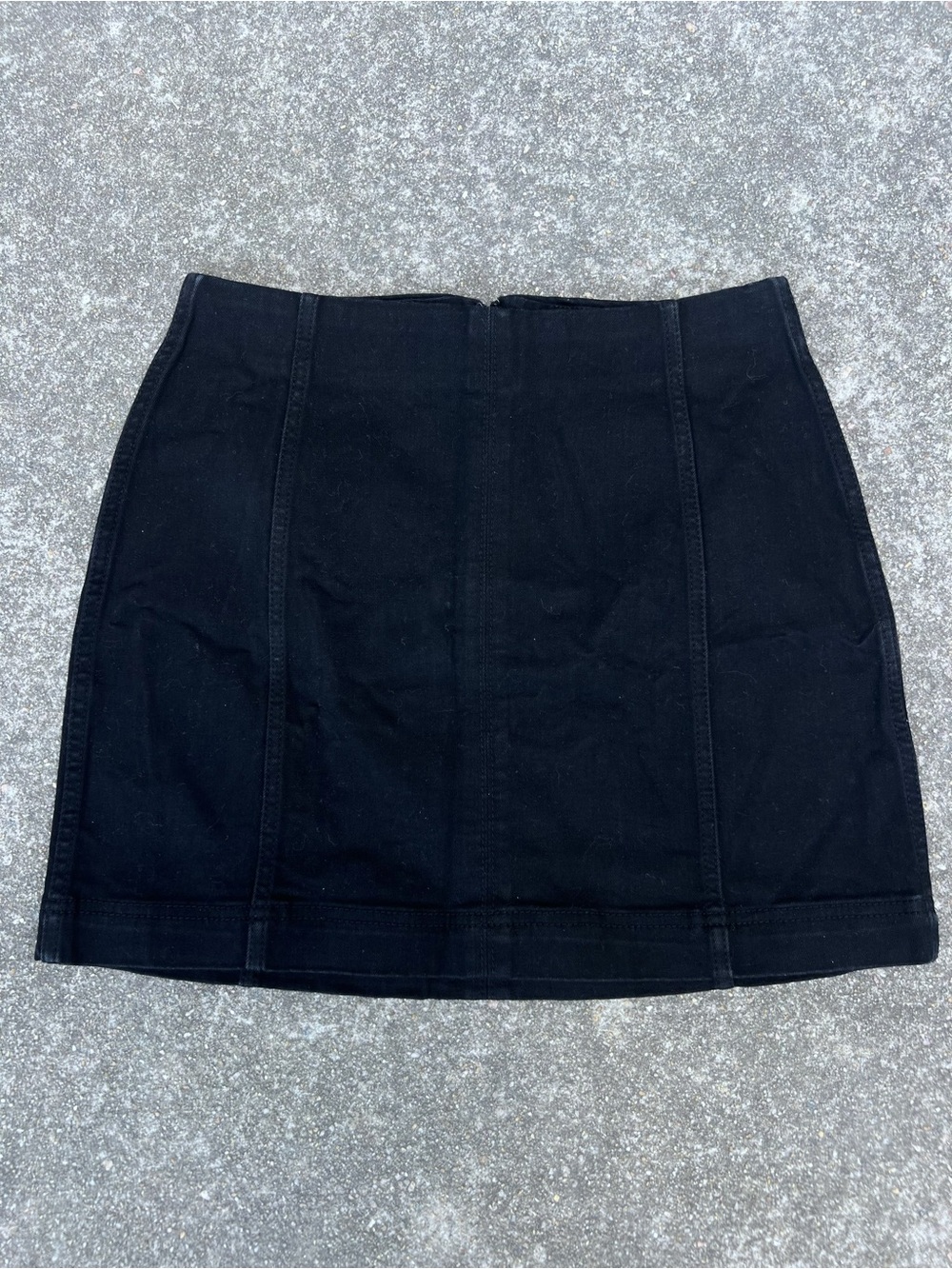 Wild Fable Black Denim Mini Skirt Vertical Seam Structured Size 6